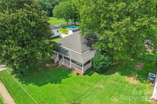 706 S Main Street, Clover, SC 29710