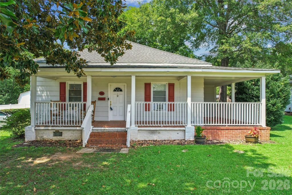 706 S Main Street, Clover, SC 29710