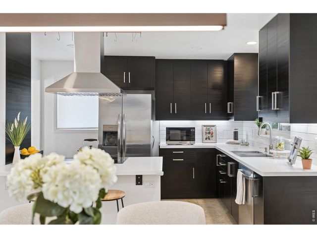 3045 N Columbine St, Denver, CO 80205