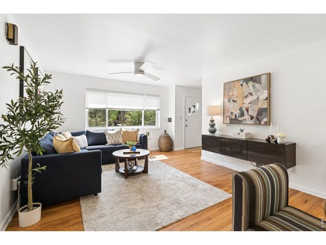 3045 N Columbine St, Denver, CO 80205