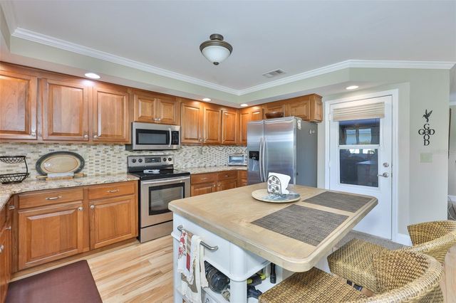 1403 LANGLEY DRIVE, Sun City Center, FL 33573