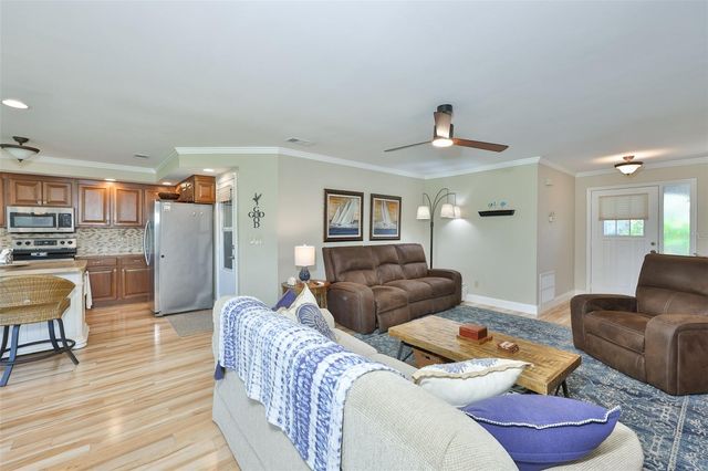 1403 LANGLEY DRIVE, Sun City Center, FL 33573
