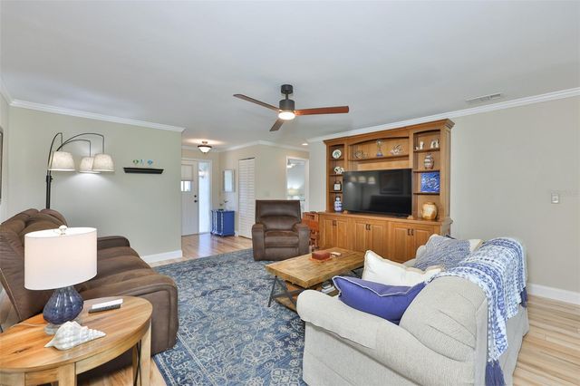 1403 LANGLEY DRIVE, Sun City Center, FL 33573