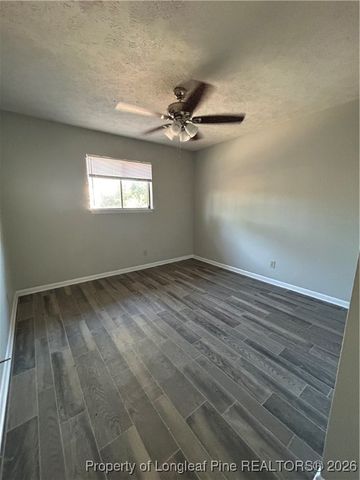 945 Applewood Lane, Fayetteville, NC 28303