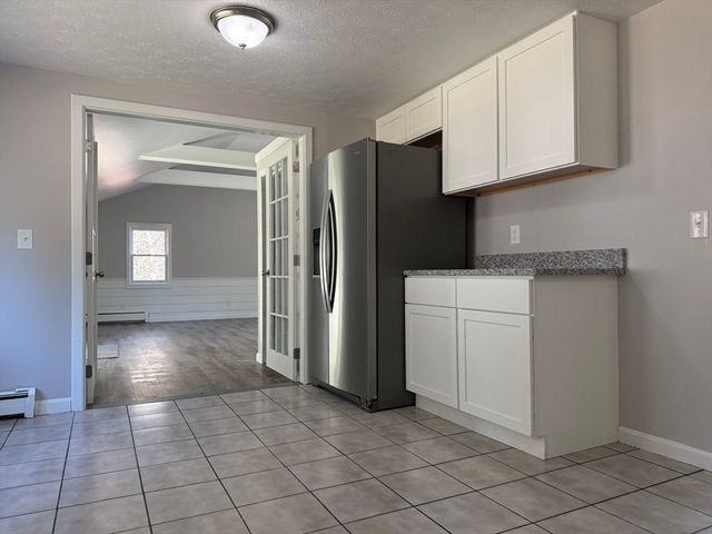 165 Hedges Pond Rd, Plymouth, MA 02360