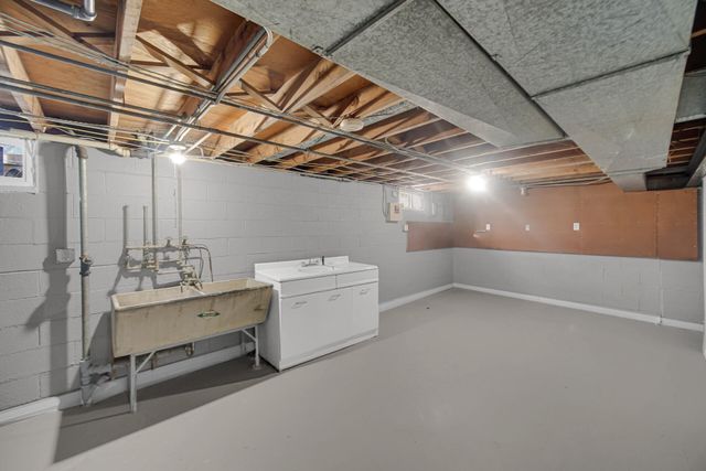 326 S Lasalle Street, Hobart, IN 46342