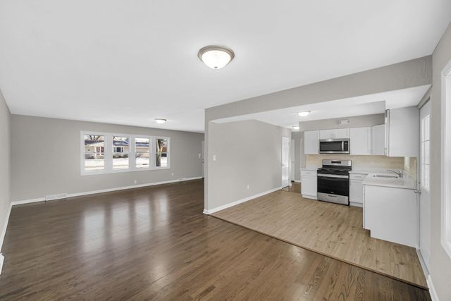 326 S Lasalle Street, Hobart, IN 46342