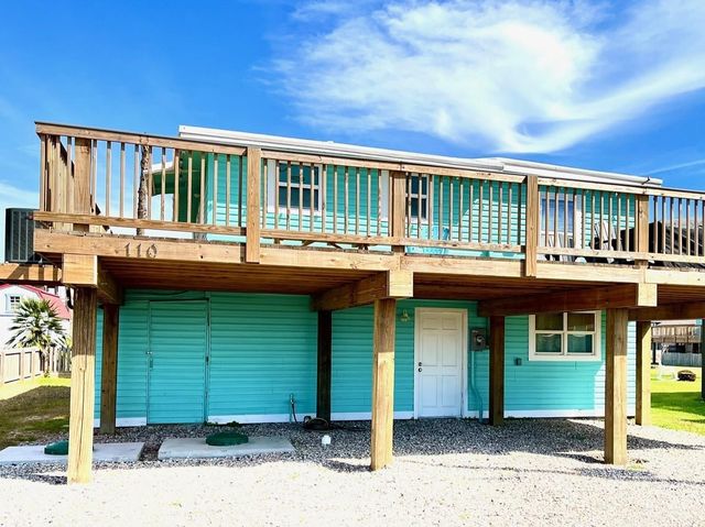110 Ocean Avenue, Surfside Beach, TX 77541