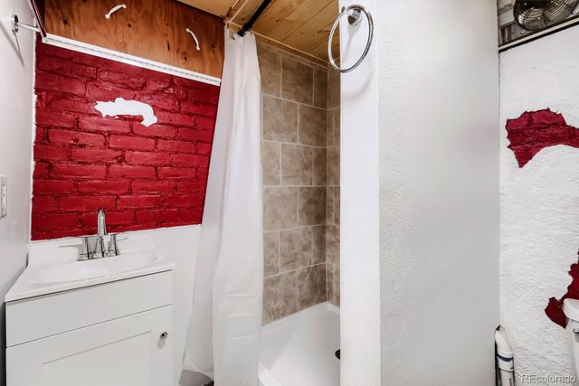 749 W Corona Avenue, Pueblo, CO 81004