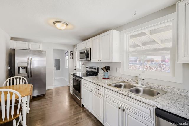 749 W Corona Avenue, Pueblo, CO 81004