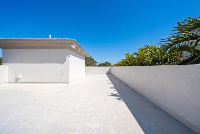417 SW 8th Street, Fort Lauderdale, FL 33315