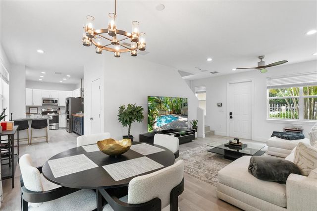 417 SW 8th Street, Fort Lauderdale, FL 33315