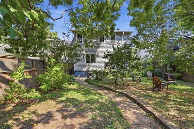 789 Fairview Avenue N, Saint Paul, MN 55104