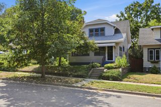 789 Fairview Avenue N, Saint Paul, MN 55104