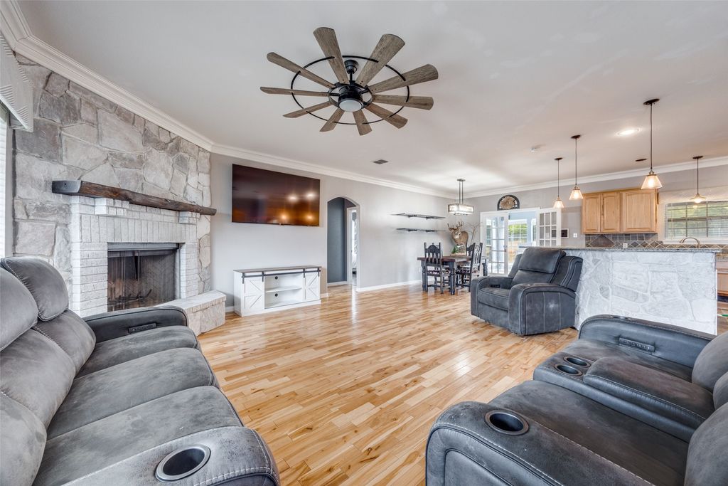 171 Chestnut Road, Whitewright, TX 75491