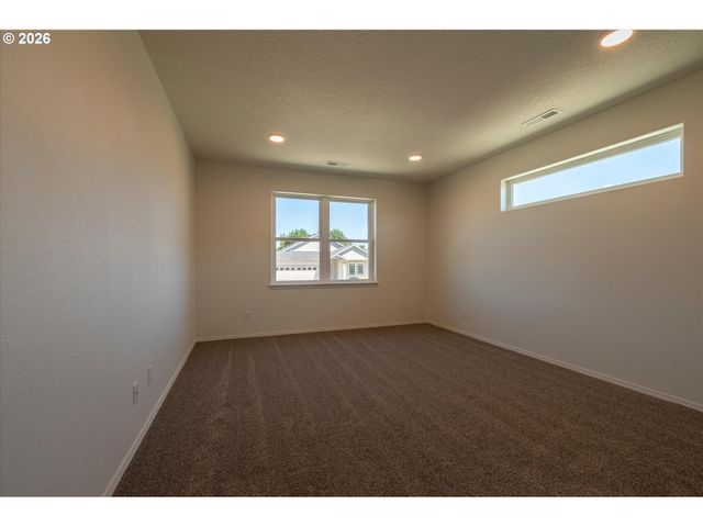 761 SPYGLASS Dr, Bandon, OR 97411