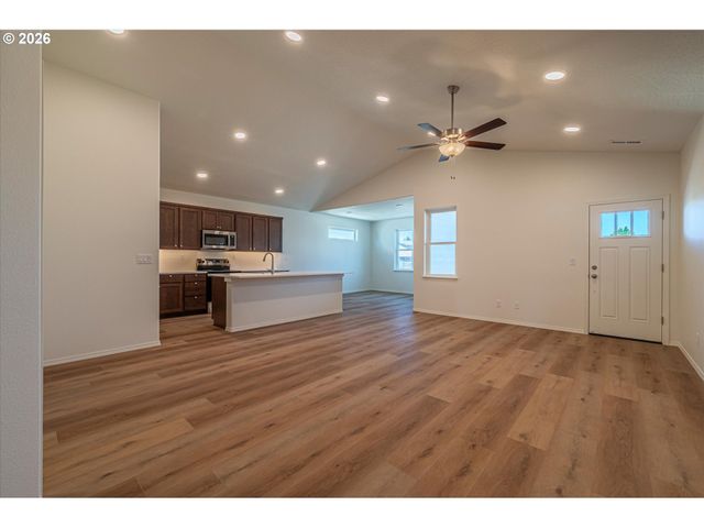 761 SPYGLASS Dr, Bandon, OR 97411