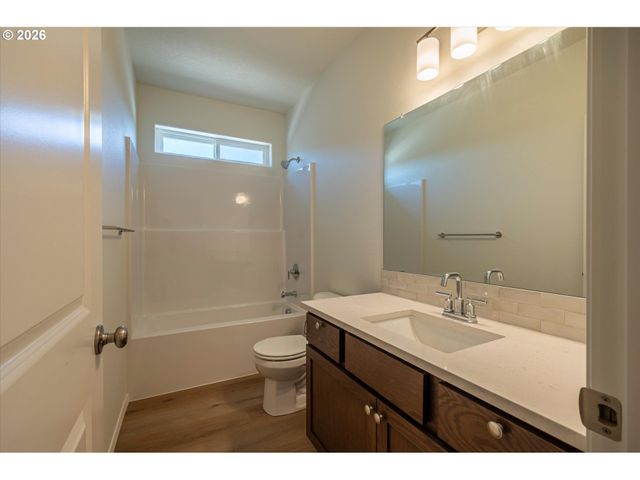 761 SPYGLASS Dr, Bandon, OR 97411