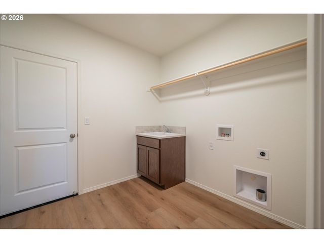 761 SPYGLASS Dr, Bandon, OR 97411