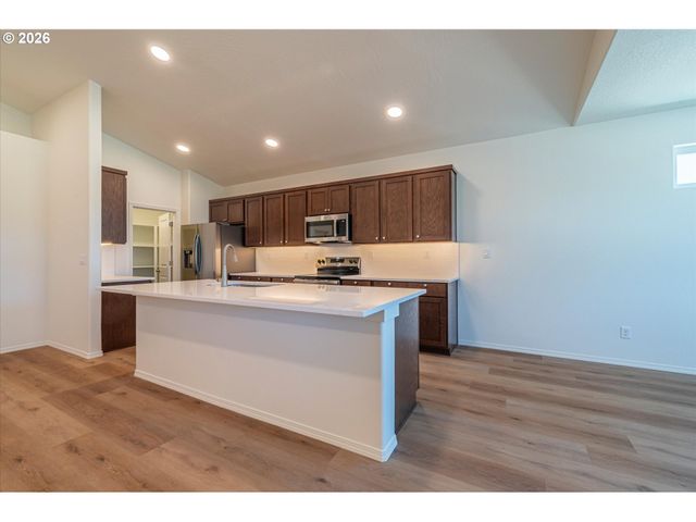 761 SPYGLASS Dr, Bandon, OR 97411