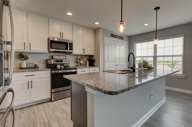 207 Pleasant View Drive, Georgetown, KY 40324