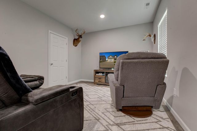 207 Pleasant View Drive, Georgetown, KY 40324