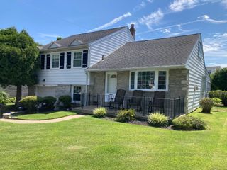 2803 HARGRAVE ST, Philadelphia, PA 19136