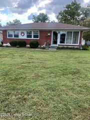 9901 WEST Ave, Louisville, KY 40272