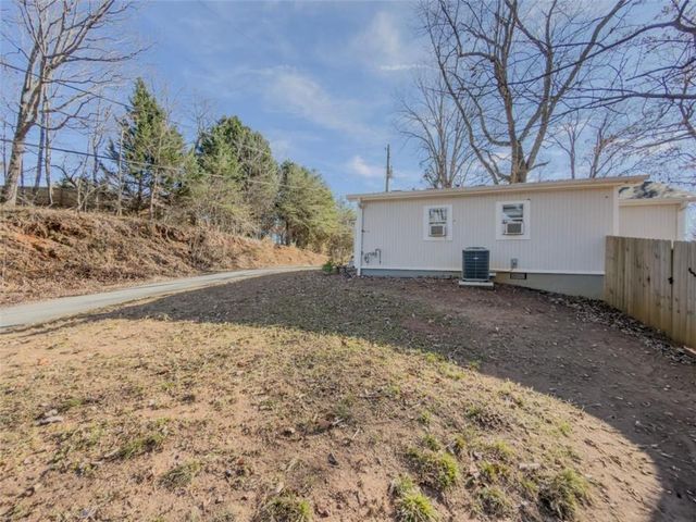 2317 Ford White Road, Gainesville, GA 30506