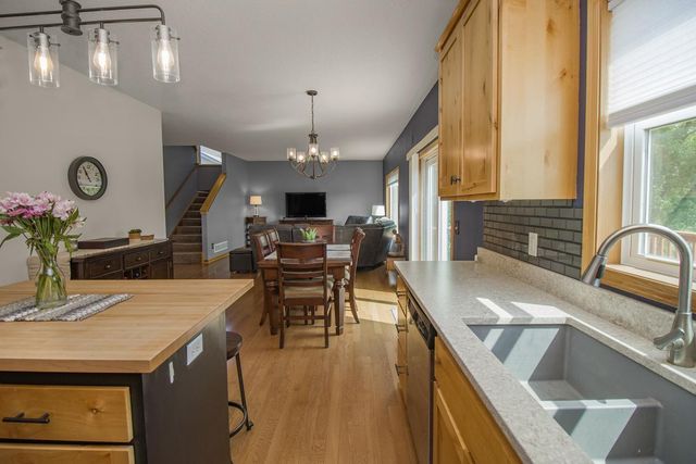 15771 Fairoaks Avenue N, Hugo, MN 55038