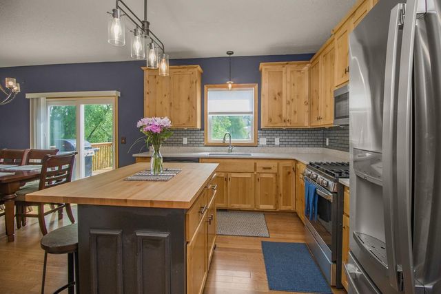 15771 Fairoaks Avenue N, Hugo, MN 55038