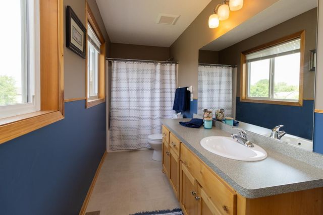 15771 Fairoaks Avenue N, Hugo, MN 55038