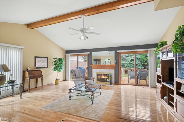16371 Paint Creek Circle, Macomb Twp, MI 48042