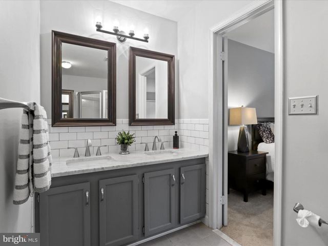 14545 CREEK BRANCH CT, Centreville, VA 20120