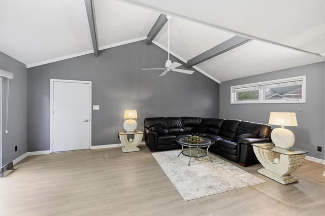 554 Brookside Drive, Columbus, OH 43209