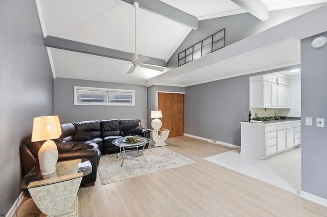 554 Brookside Drive, Columbus, OH 43209