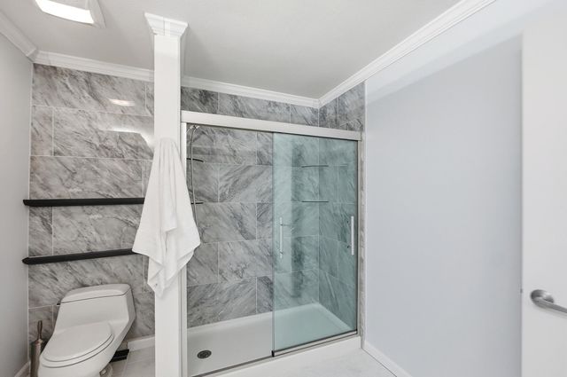 554 Brookside Drive, Columbus, OH 43209