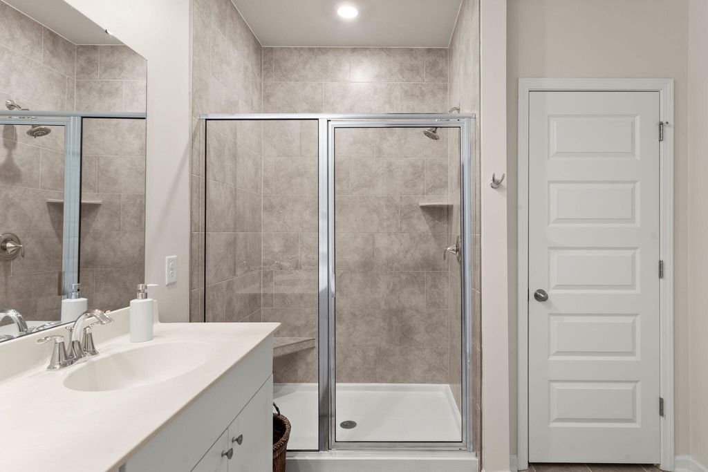 Image 27 of property listing at 1111 Fitzgerald Court, Summerville, SC 29485