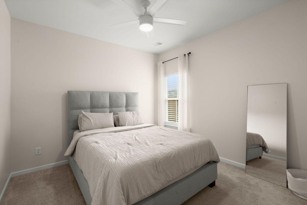 Image 32 of property listing at 1111 Fitzgerald Court, Summerville, SC 29485