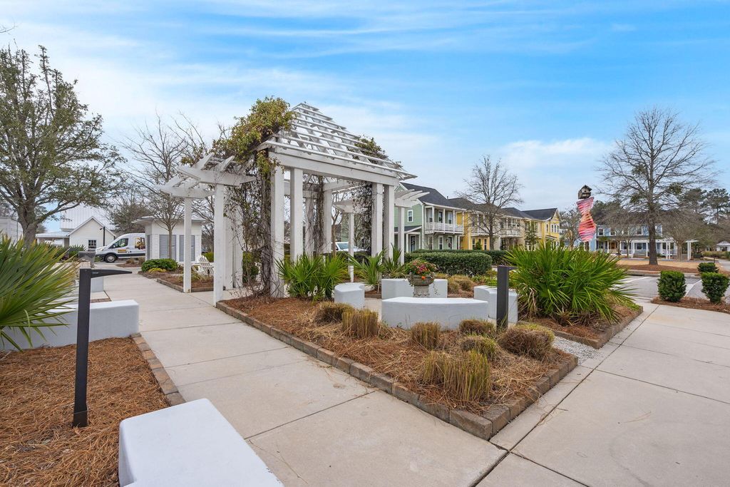 Image 51 of property listing at 1111 Fitzgerald Court, Summerville, SC 29485