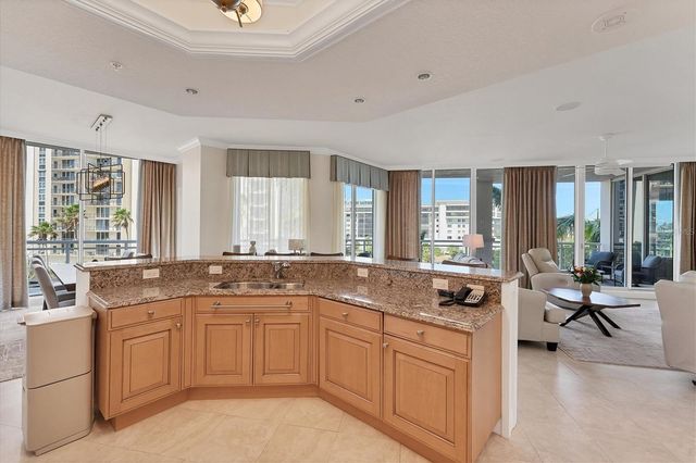 1300 BENJAMIN FRANKLIN DRIVE 304, Sarasota, FL 34236
