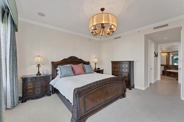 1300 BENJAMIN FRANKLIN DRIVE 304, Sarasota, FL 34236