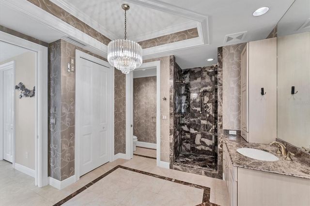 1300 BENJAMIN FRANKLIN DRIVE 304, Sarasota, FL 34236