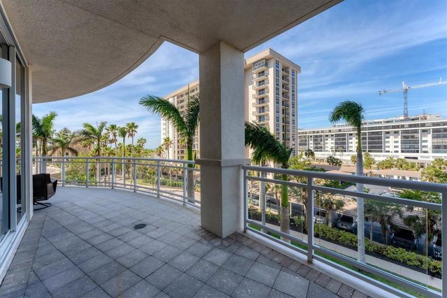 1300 BENJAMIN FRANKLIN DRIVE 304, Sarasota, FL 34236