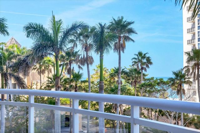 1300 BENJAMIN FRANKLIN DRIVE 304, Sarasota, FL 34236