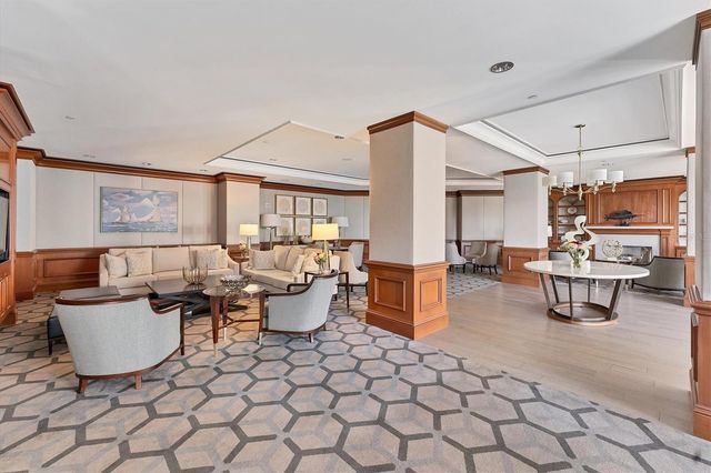 1300 BENJAMIN FRANKLIN DRIVE 304, Sarasota, FL 34236