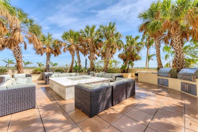 1300 BENJAMIN FRANKLIN DRIVE 304, Sarasota, FL 34236
