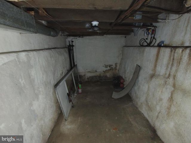 615 LAKE STREET, Lancaster, PA 17603
