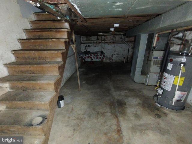 615 LAKE STREET, Lancaster, PA 17603