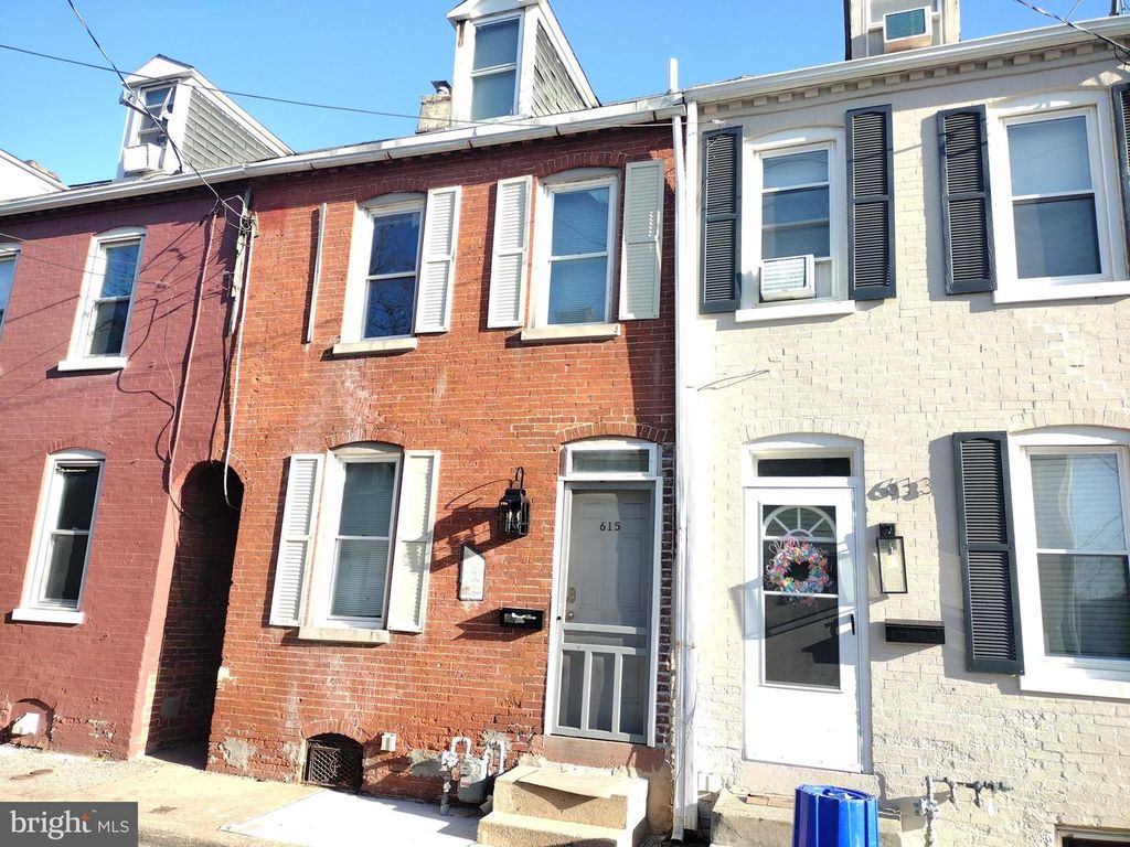615 LAKE STREET, Lancaster, PA 17603